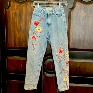 Top Shop Mom Jean size 25